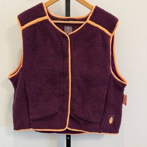 NWT Free People Movement Mountain High  Water Resistant Purple Vest Sm Outdoor